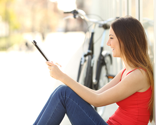 Getting Teens To Look Up From Their Phones, and Look Into a Book